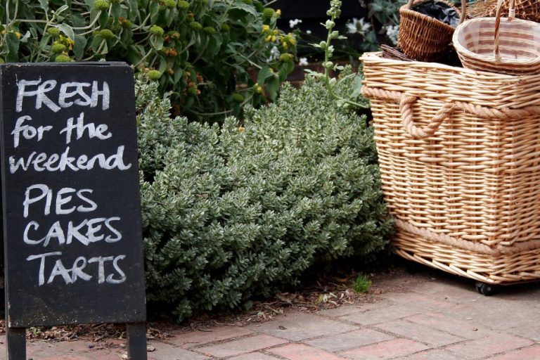 Effective-Outdoor-Signage-in-Kent
