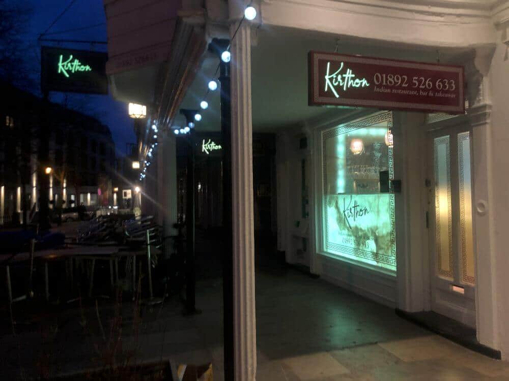 Pubs-Bar-Signs (6)