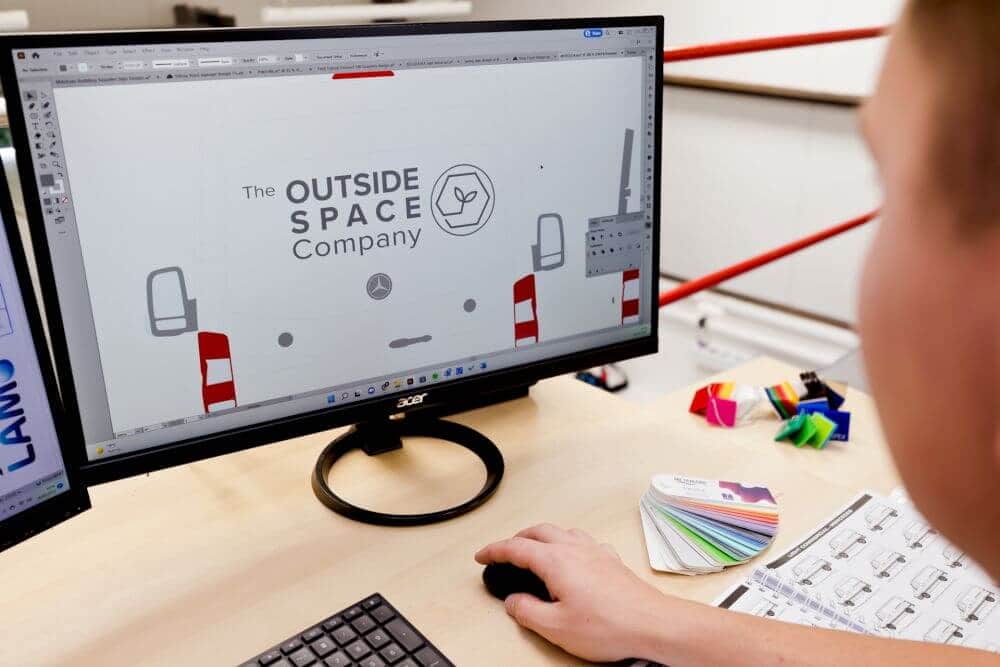 Sign-Makers-UK-Vehicle-Graphics (7)