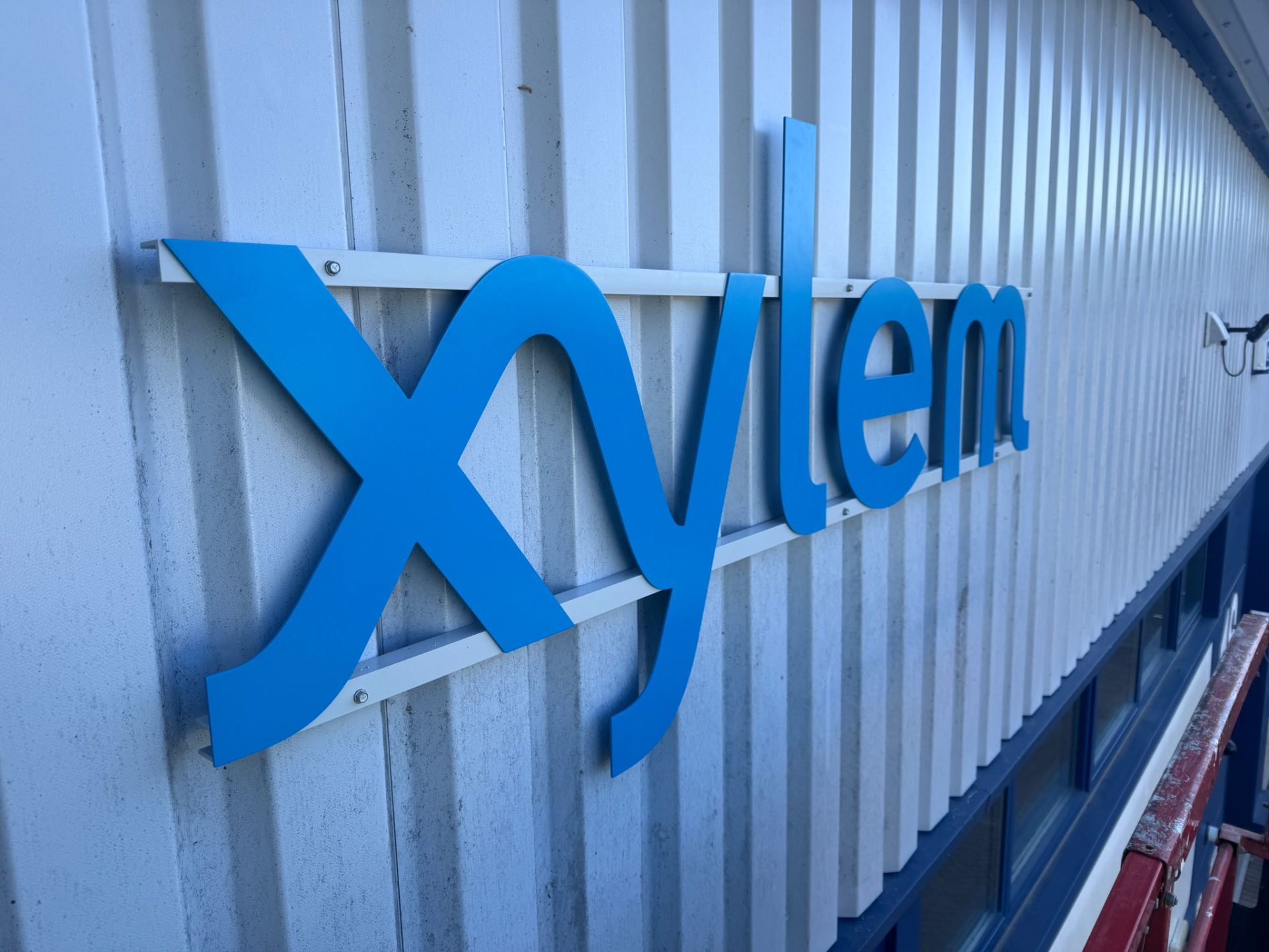 20251206_184325614_iOS