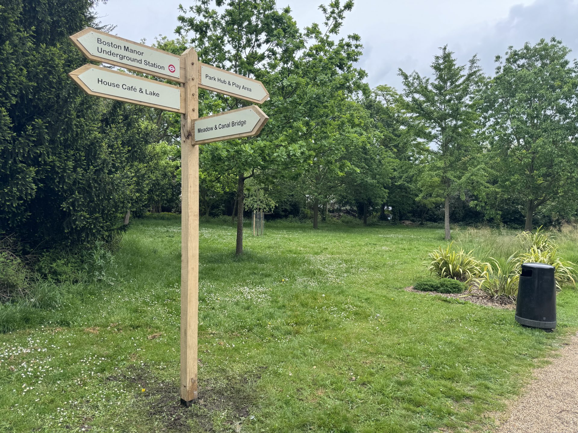 Wooden Oak Finger post