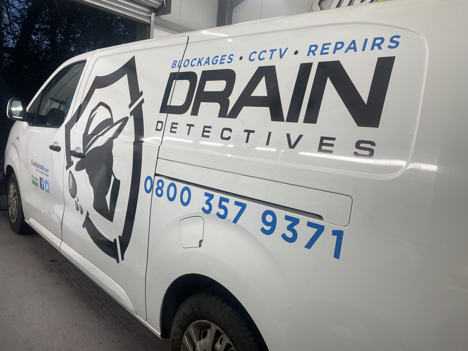 Large Logo Viny Vehicle Graphics