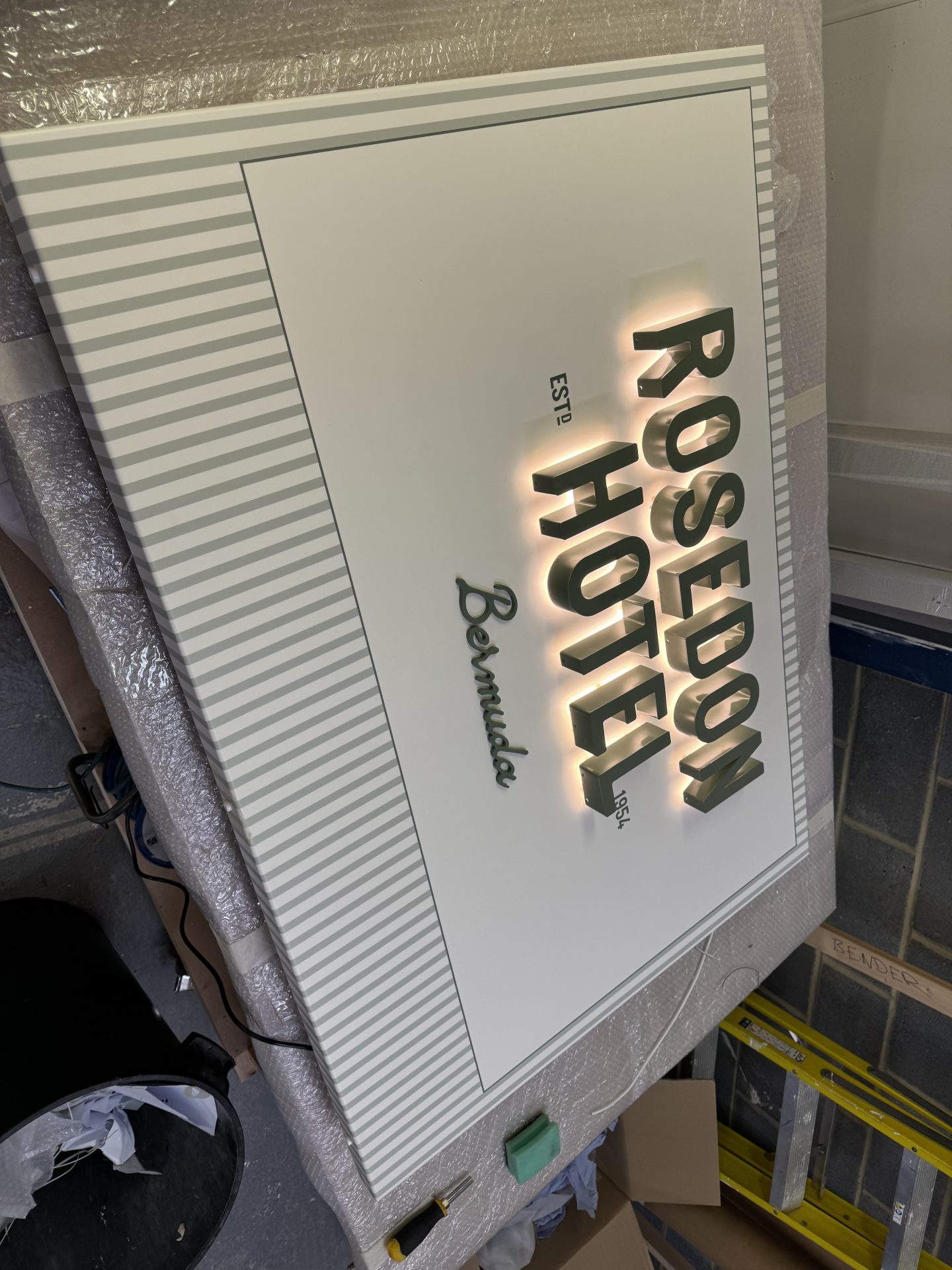 Rosedon Sign illuminated