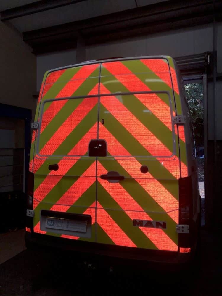 Sign-Makers-UK-Vehicle-Graphics (6)
